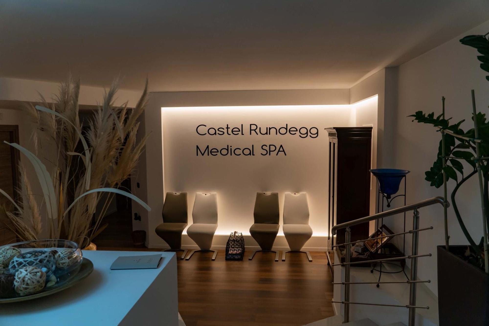 Hotel Castel Rundegg (Adults Only) เมราโน ภายนอก รูปภาพ